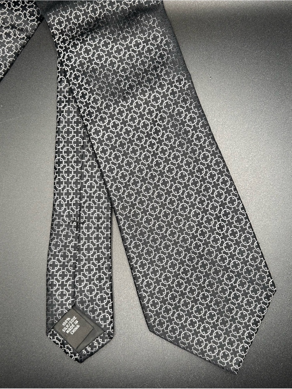 Sean John Classic Black Patterned 100% Silk Tie